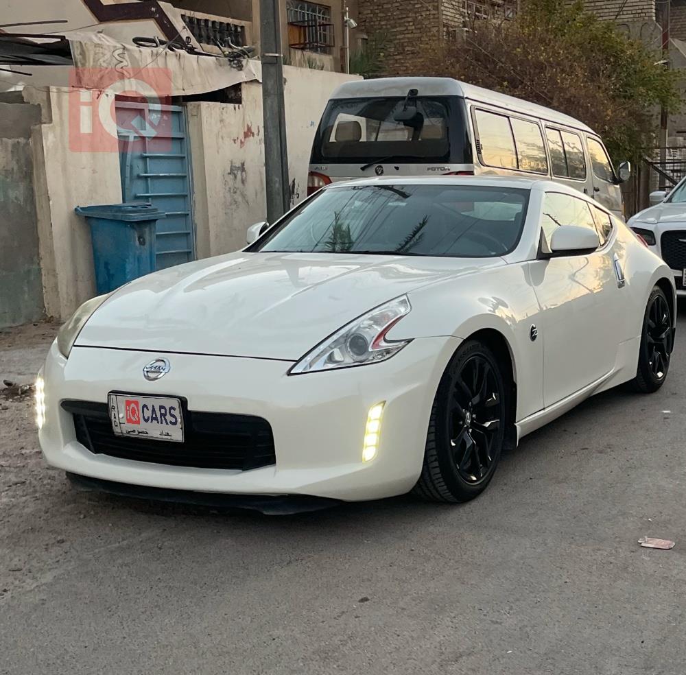 نيسان 370Z
